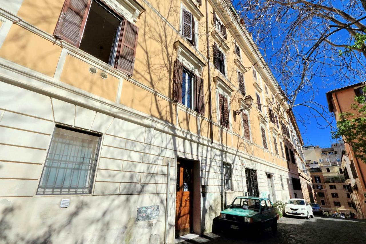 Clementina — Photos 1